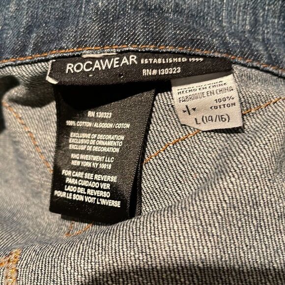 Rocawear lightly distressed embroidered back logo contrasting front denim jacket - Picture 9 of 9